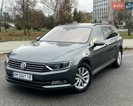 Серый Фольксваген Пассат, объемом двигателя 1.97 л и пробегом 240 тыс. км за 15599 $, фото 1 на Automoto.ua