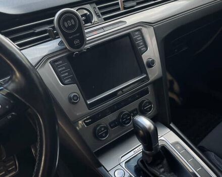 Сірий Фольксваген Пассат, об'ємом двигуна 1.97 л та пробігом 299 тис. км за 18999 $, фото 12 на Automoto.ua