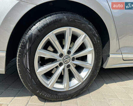 Серый Фольксваген Пассат, объемом двигателя 1.97 л и пробегом 275 тыс. км за 15999 $, фото 32 на Automoto.ua