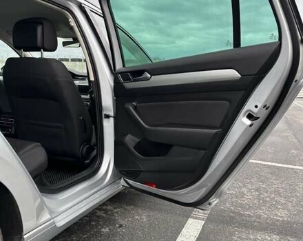 Серый Фольксваген Пассат, объемом двигателя 1.97 л и пробегом 306 тыс. км за 15000 $, фото 23 на Automoto.ua