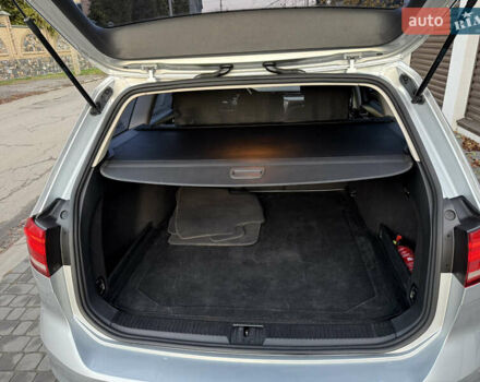 Серый Фольксваген Пассат, объемом двигателя 1.6 л и пробегом 237 тыс. км за 12800 $, фото 14 на Automoto.ua