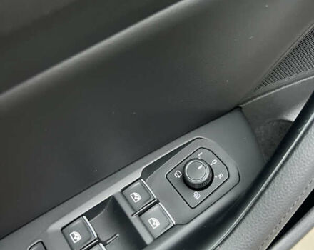 Сірий Фольксваген Пассат, об'ємом двигуна 1.6 л та пробігом 260 тис. км за 13999 $, фото 20 на Automoto.ua