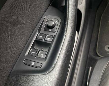 Серый Фольксваген Пассат, объемом двигателя 1.97 л и пробегом 280 тыс. км за 14400 $, фото 8 на Automoto.ua