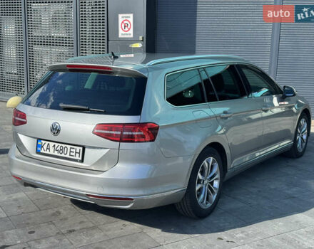 Сірий Фольксваген Пассат, об'ємом двигуна 1.6 л та пробігом 264 тис. км за 15800 $, фото 1 на Automoto.ua