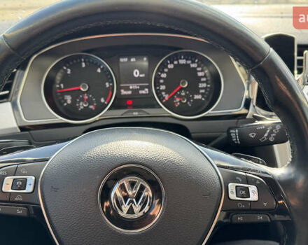 Серый Фольксваген Пассат, объемом двигателя 1.97 л и пробегом 299 тыс. км за 16750 $, фото 22 на Automoto.ua