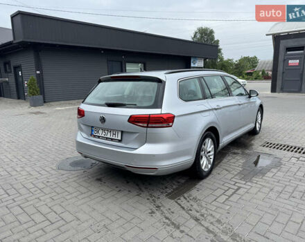 Серый Фольксваген Пассат, объемом двигателя 1.97 л и пробегом 207 тыс. км за 18000 $, фото 7 на Automoto.ua