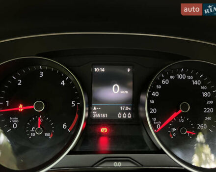 Серый Фольксваген Пассат, объемом двигателя 1.97 л и пробегом 270 тыс. км за 18000 $, фото 15 на Automoto.ua