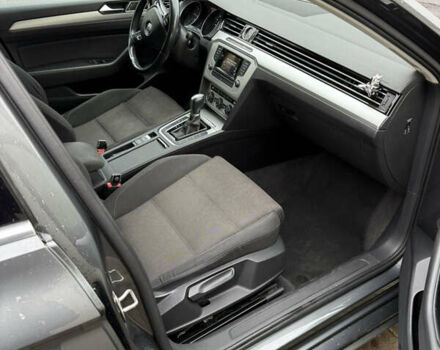 Серый Фольксваген Пассат, объемом двигателя 1.97 л и пробегом 249 тыс. км за 16500 $, фото 14 на Automoto.ua