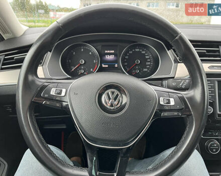 Серый Фольксваген Пассат, объемом двигателя 1.97 л и пробегом 185 тыс. км за 21200 $, фото 13 на Automoto.ua