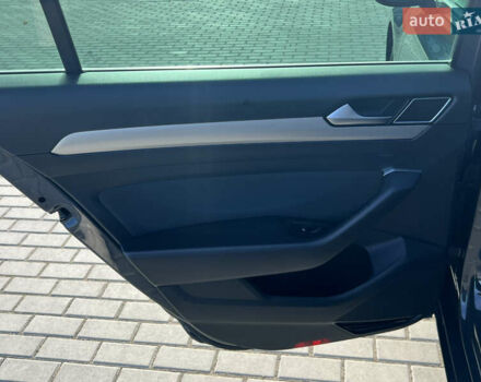 Серый Фольксваген Пассат, объемом двигателя 1.97 л и пробегом 269 тыс. км за 15976 $, фото 17 на Automoto.ua