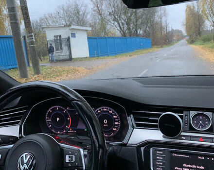 Серый Фольксваген Пассат, объемом двигателя 1.97 л и пробегом 295 тыс. км за 17600 $, фото 6 на Automoto.ua