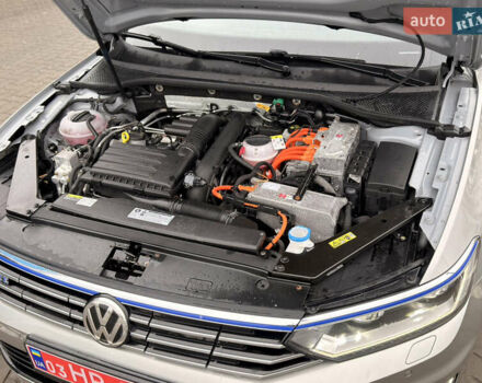 Серый Фольксваген Пассат, объемом двигателя 1.4 л и пробегом 210 тыс. км за 18900 $, фото 32 на Automoto.ua