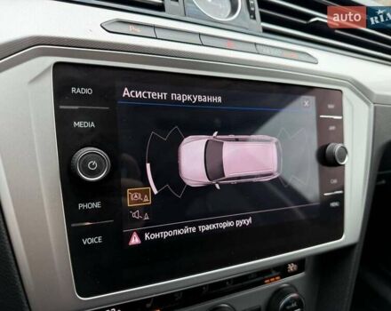 Серый Фольксваген Пассат, объемом двигателя 1.97 л и пробегом 252 тыс. км за 14990 $, фото 22 на Automoto.ua