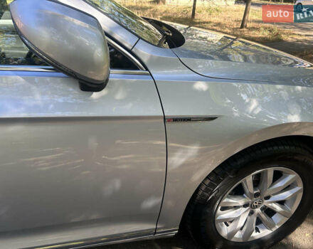 Серый Фольксваген Пассат, объемом двигателя 1.97 л и пробегом 305 тыс. км за 16900 $, фото 12 на Automoto.ua