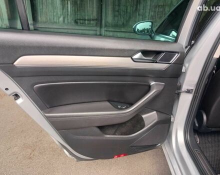 Сірий Фольксваген Пассат, об'ємом двигуна 2 л та пробігом 285 тис. км за 17990 $, фото 17 на Automoto.ua