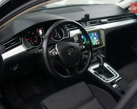 Серый Фольксваген Пассат, объемом двигателя 1.6 л и пробегом 270 тыс. км за 15300 $, фото 17 на Automoto.ua