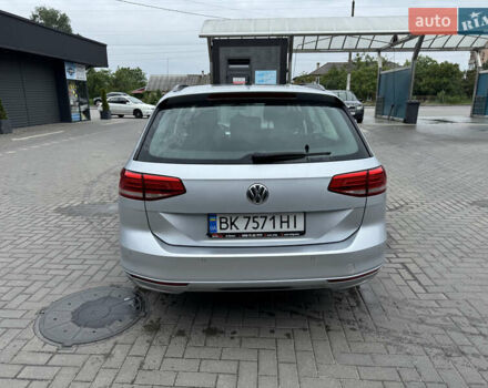 Серый Фольксваген Пассат, объемом двигателя 1.97 л и пробегом 207 тыс. км за 18000 $, фото 6 на Automoto.ua