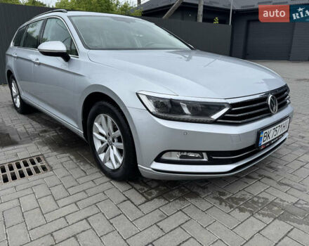 Серый Фольксваген Пассат, объемом двигателя 1.97 л и пробегом 207 тыс. км за 18000 $, фото 4 на Automoto.ua