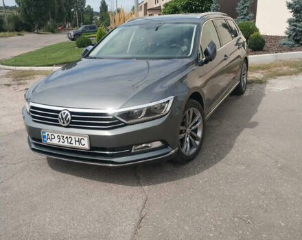 Серый Фольксваген Пассат, объемом двигателя 1.97 л и пробегом 210 тыс. км за 16000 $, фото 2 на Automoto.ua