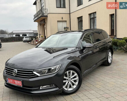 Сірий Фольксваген Пассат, об'ємом двигуна 2 л та пробігом 189 тис. км за 17300 $, фото 2 на Automoto.ua