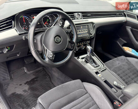 Серый Фольксваген Пассат, объемом двигателя 1.4 л и пробегом 210 тыс. км за 18100 $, фото 27 на Automoto.ua