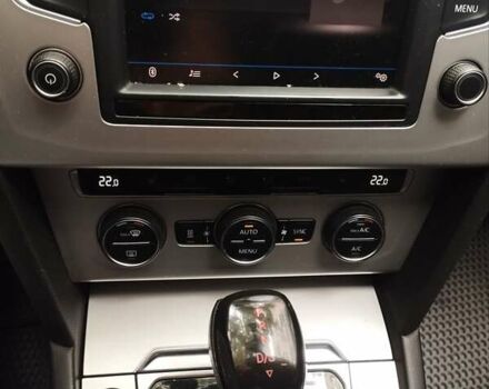 Серый Фольксваген Пассат, объемом двигателя 2 л и пробегом 300 тыс. км за 16600 $, фото 18 на Automoto.ua