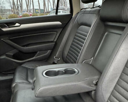 Сірий Фольксваген Пассат, об'ємом двигуна 2 л та пробігом 189 тис. км за 17300 $, фото 25 на Automoto.ua