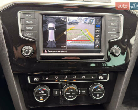 Серый Фольксваген Пассат, объемом двигателя 1.4 л и пробегом 210 тыс. км за 18900 $, фото 38 на Automoto.ua