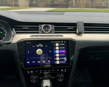 Серый Фольксваген Пассат, объемом двигателя 1.97 л и пробегом 210 тыс. км за 16000 $, фото 16 на Automoto.ua