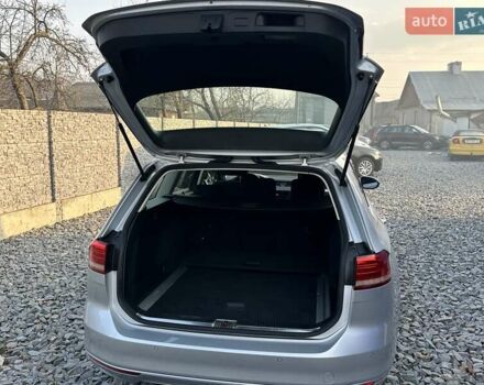 Серый Фольксваген Пассат, объемом двигателя 2 л и пробегом 269 тыс. км за 15850 $, фото 94 на Automoto.ua