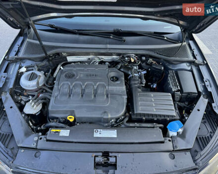 Серый Фольксваген Пассат, объемом двигателя 2 л и пробегом 257 тыс. км за 17999 $, фото 53 на Automoto.ua