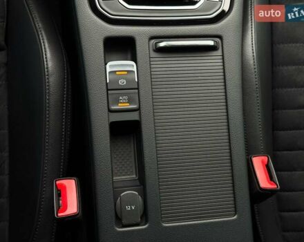 Серый Фольксваген Пассат, объемом двигателя 2 л и пробегом 199 тыс. км за 21499 $, фото 46 на Automoto.ua