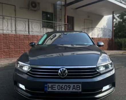 Серый Фольксваген Пассат, объемом двигателя 2 л и пробегом 288 тыс. км за 18700 $, фото 3 на Automoto.ua