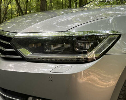 Серый Фольксваген Пассат, объемом двигателя 1.97 л и пробегом 266 тыс. км за 18950 $, фото 12 на Automoto.ua