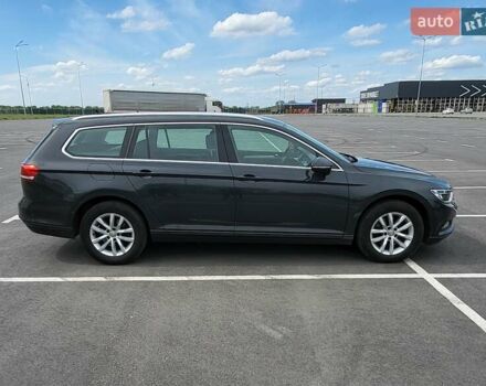 Серый Фольксваген Пассат, объемом двигателя 1.97 л и пробегом 265 тыс. км за 13500 $, фото 12 на Automoto.ua