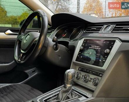 Фольксваген Пассат 2017 в Киеве на Automoto.ua Серый Фольксваген Пассат, объемом двигателя 2 л и пробегом 282 тыс. км за 13790 $, фото 27 на Automoto.ua