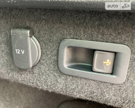 Серый Фольксваген Пассат, объемом двигателя 1.97 л и пробегом 180 тыс. км за 20500 $, фото 57 на Automoto.ua