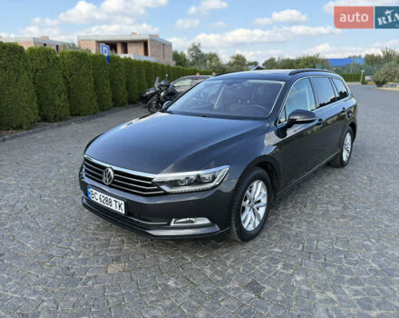 Серый Фольксваген Пассат, объемом двигателя 1.6 л и пробегом 251 тыс. км за 15499 $, фото 3 на Automoto.ua