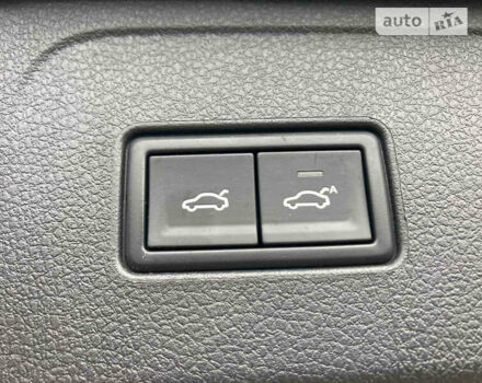 Серый Фольксваген Пассат, объемом двигателя 1.97 л и пробегом 180 тыс. км за 20500 $, фото 24 на Automoto.ua