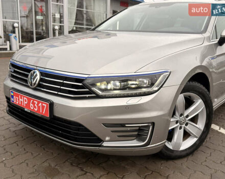 Серый Фольксваген Пассат, объемом двигателя 1.4 л и пробегом 210 тыс. км за 18900 $, фото 10 на Automoto.ua