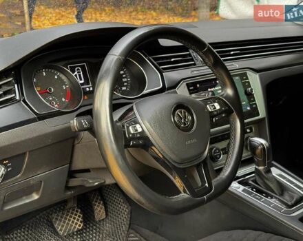 Фольксваген Пассат 2017 в Киеве на Automoto.ua Серый Фольксваген Пассат, объемом двигателя 2 л и пробегом 282 тыс. км за 13790 $, фото 12 на Automoto.ua