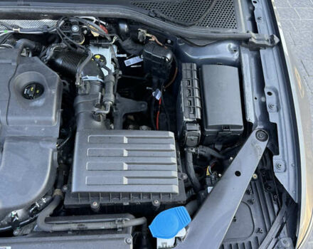 Серый Фольксваген Пассат, объемом двигателя 2 л и пробегом 257 тыс. км за 17999 $, фото 56 на Automoto.ua