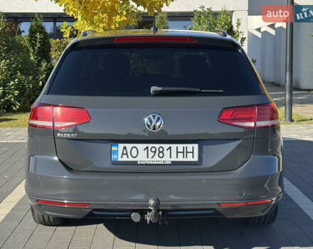Серый Фольксваген Пассат, объемом двигателя 2 л и пробегом 328 тыс. км за 15800 $, фото 6 на Automoto.ua