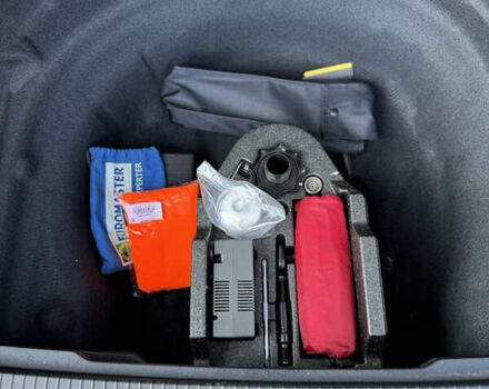 Серый Фольксваген Пассат, объемом двигателя 2 л и пробегом 257 тыс. км за 17999 $, фото 43 на Automoto.ua