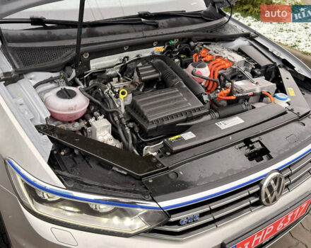 Серый Фольксваген Пассат, объемом двигателя 1.4 л и пробегом 210 тыс. км за 18900 $, фото 33 на Automoto.ua