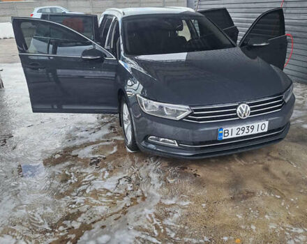 Серый Фольксваген Пассат, объемом двигателя 2 л и пробегом 280 тыс. км за 15999 $, фото 1 на Automoto.ua