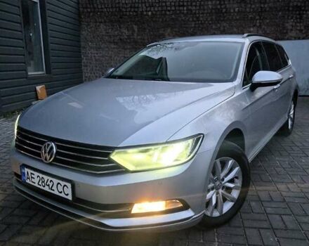 Серый Фольксваген Пассат, объемом двигателя 1.6 л и пробегом 249 тыс. км за 13499 $, фото 4 на Automoto.ua