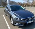 Серый Фольксваген Пассат, объемом двигателя 1.6 л и пробегом 297 тыс. км за 14190 $, фото 1 на Automoto.ua