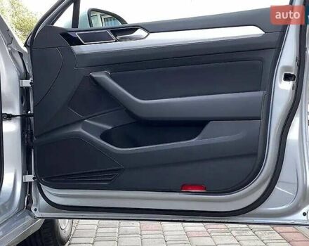 Серый Фольксваген Пассат, объемом двигателя 1.97 л и пробегом 207 тыс. км за 18000 $, фото 33 на Automoto.ua