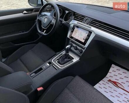 Серый Фольксваген Пассат, объемом двигателя 1.97 л и пробегом 207 тыс. км за 18000 $, фото 32 на Automoto.ua